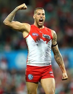 AFL 2017 Round 23 - Sydney v Carlton SYDNEY, AUSTRALIA - AUGUST 26: Lance Franklin of the Swans celebrates scoring his tenth goal during the round 23 AFL match between the Sydney Swans and the Carlton Blues at Sydney Cricket Ground on August 26, 2017 in Sydney, Australia. (Photo by Cameron Spencer/Getty Images/AFL Media)
